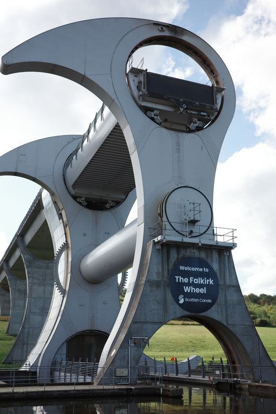 Falkirk: Falkirk Wheel framed against the sky