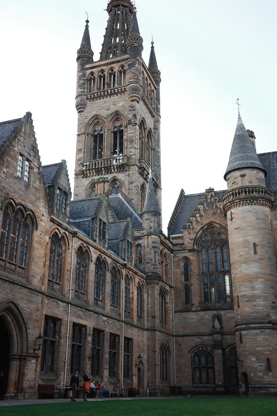 University of Glasgow: University tower above stone facades