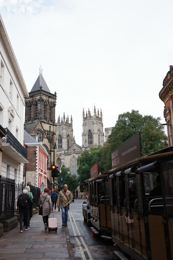 York: Narrow street leading to the Minster