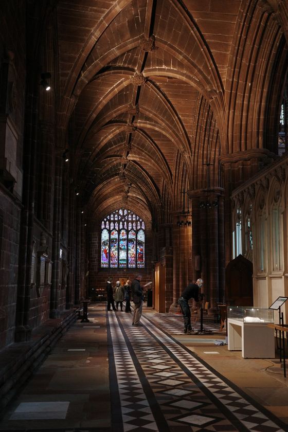 Chester: Vaulted cathedral aisle with patterned floor