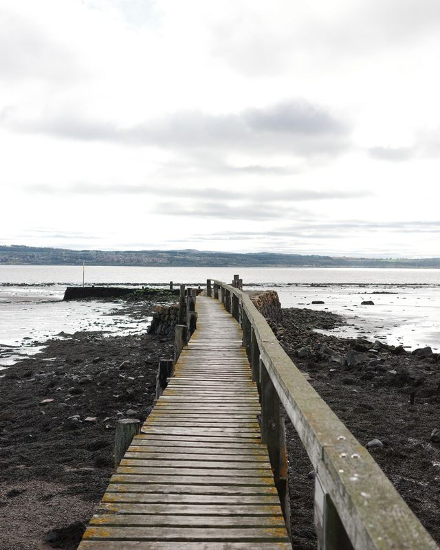 R Culross
