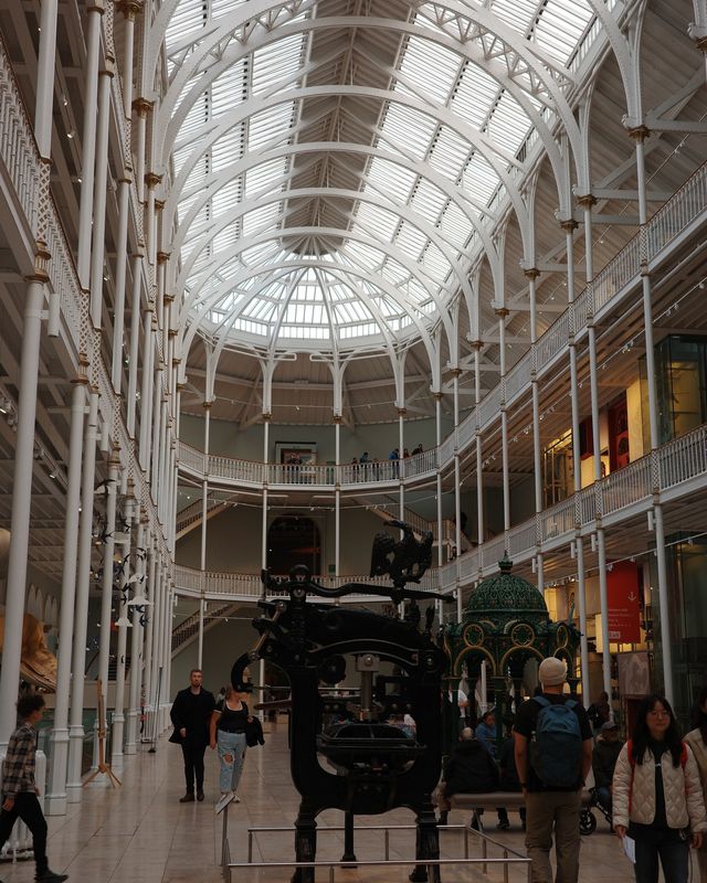 R Edinburgh Museum