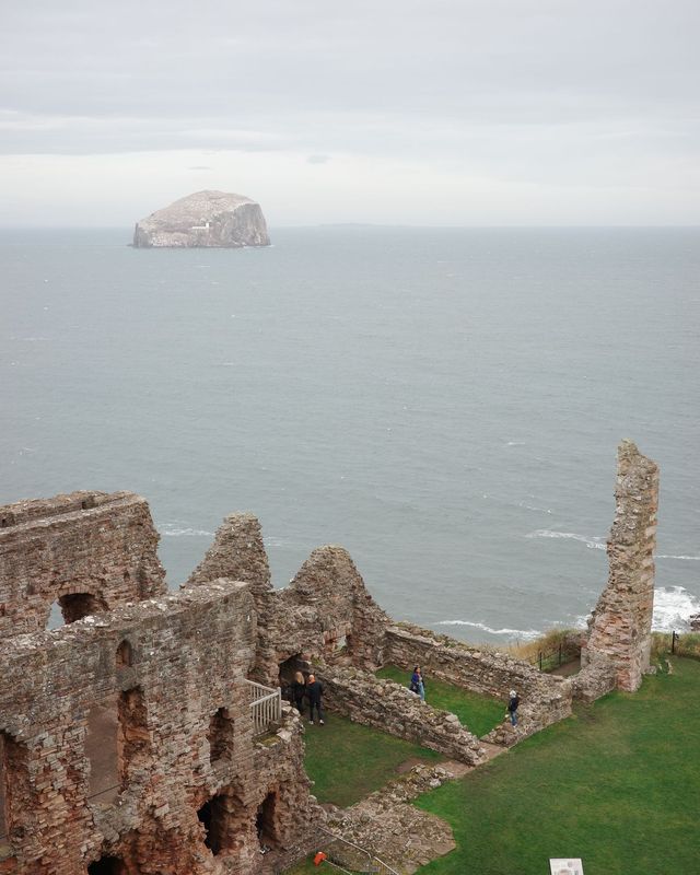 Tantallon Castle, 31 October