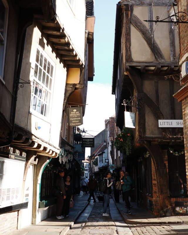 R York